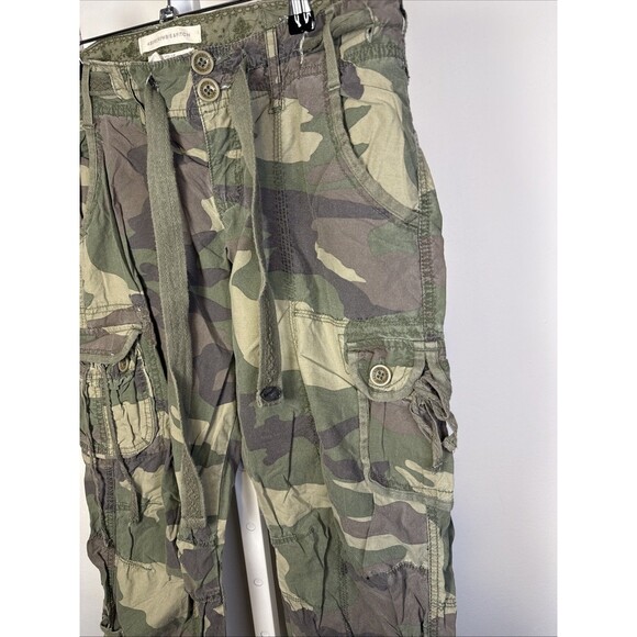 VTG Y2K Abercrombie & Fitch Low Rise Camo Cargo Capri Pants Womens M Paratrooper - Picture 3 of 9